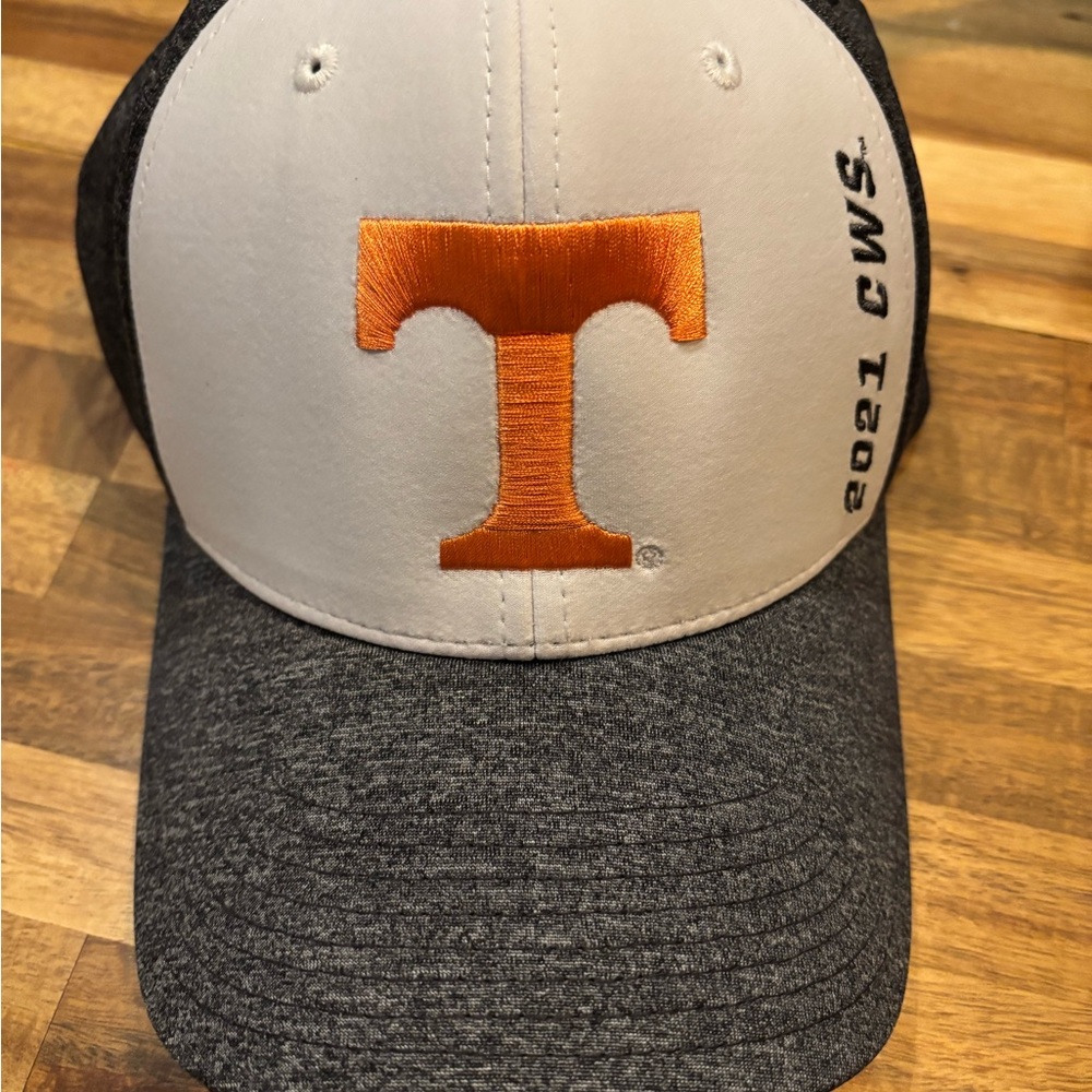 UT Hat Tennessee Vols Orange Embroidered "T" NCAA 2021‎ College World Series Cap